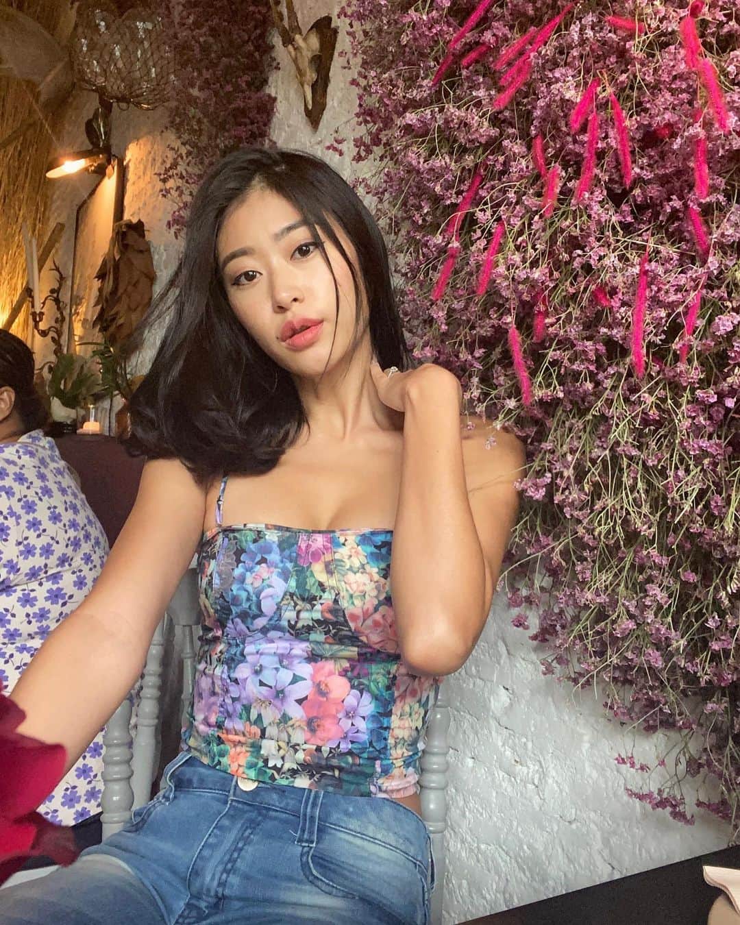イプシー・キーラティさんのインスタグラム写真 - (イプシー・キーラティInstagram)「🌹🦋 :)」10月15日 13時16分 - gypsykeerati