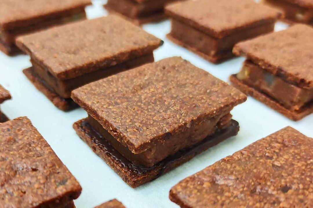 Minimal-BeantoBarChocolate-のグルメインスタ