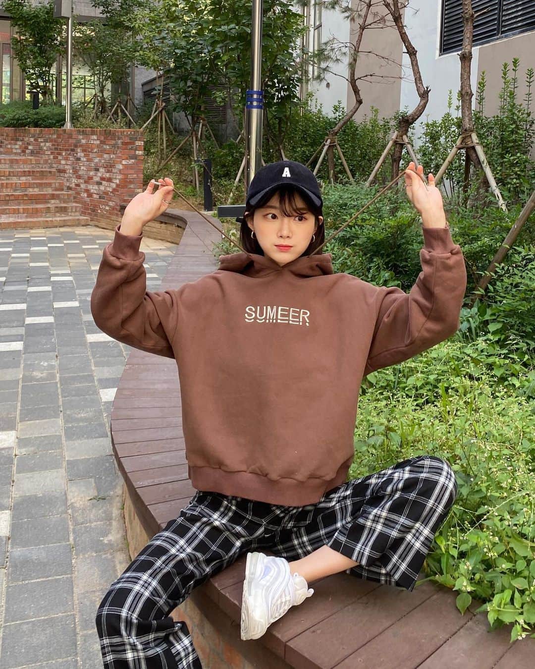 ユン・ダヨンのインスタグラム：「뿌뿌」
