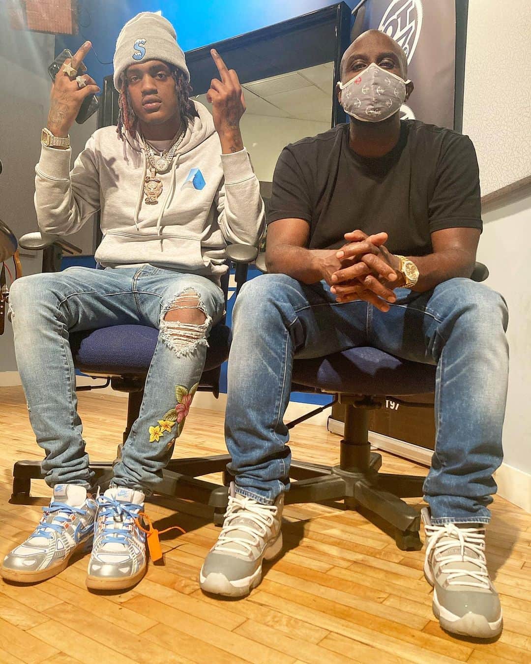 ファンクマスター・フレックスのインスタグラム：「#FunkFlexFreestyle !!!! @sosageek_ we rolling!!! Sosa just finished up something so mean for my album!!! WHO SHOULD I HAVE UP NEXT?」