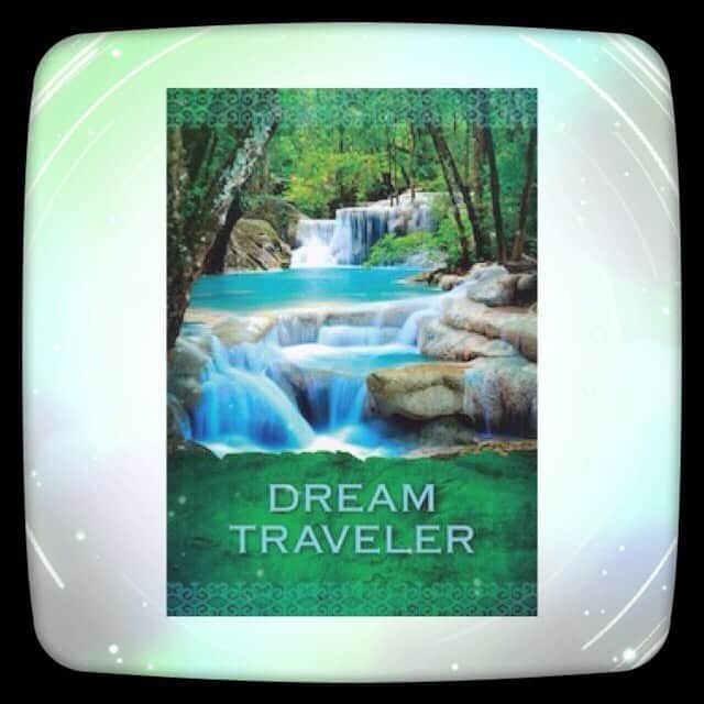 心幸 -Miyuki-さんのインスタグラム写真 - (心幸 -Miyuki-Instagram)「. . Dream Traveler  ドリームトラベラー  . 自分の直感、虫の知らせ、本能的反応を信じてください。あなたは正しい道にいます。 . . #20201015 #オラクルカードリーディング  #プラクティカル認定エンジェルカードリーダー™️ . #oraclecards  #oraclecardreading  #practicalcertifiedangelcardreader  . #japan #kobe #miyuki」10月15日 15時32分 - healingxpoppy