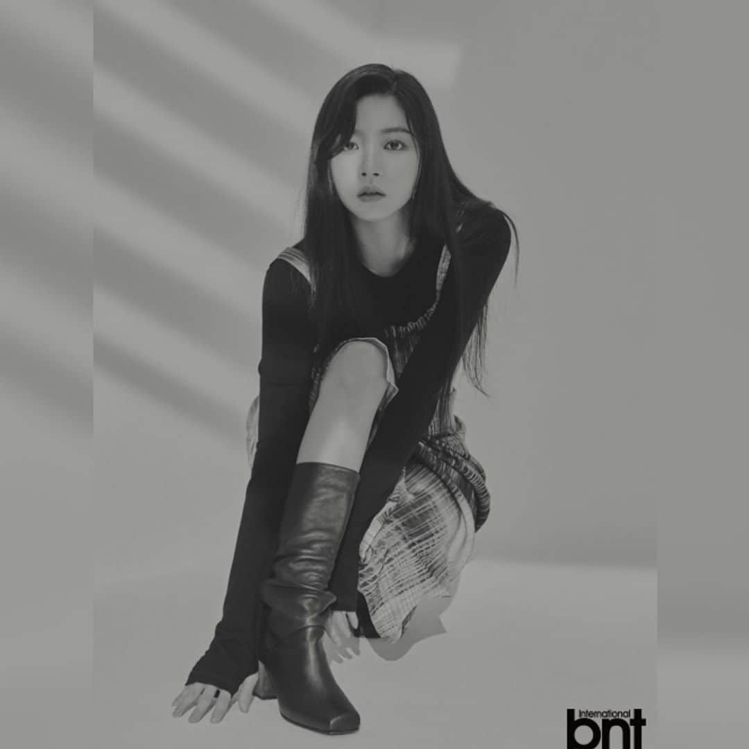 ヘインのインスタグラム：「🖤」