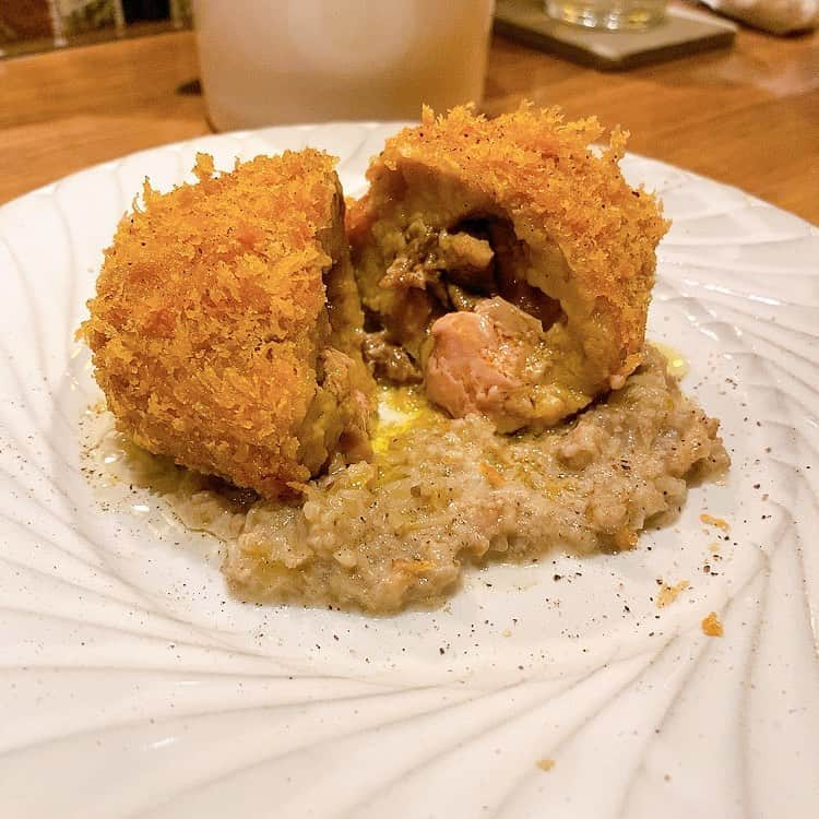 相沢あいさんのインスタグラム写真 - (相沢あいInstagram)「妹が誕生日だったので、目黒foursでご飯。意外な食材を組み合わせるセンスの良さがお気に入り。妹も楽しんでくれたみたいで良かった！」10月15日 16時33分 - aizawaai