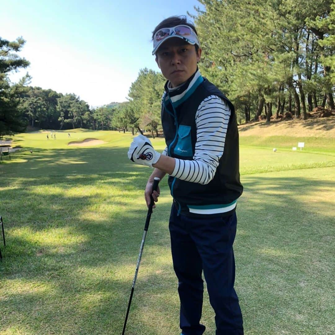 永島知洋さんのインスタグラム写真 - (永島知洋Instagram)「束の間のゴルフでおます。 知り合いと行ってきました。 明日のボートレース丸亀 頑張ります。。。 #永島知洋 #ゴルフ #束の間の休日 #ゴルフ日和」10月15日 16時30分 - tomohiro.nagashima