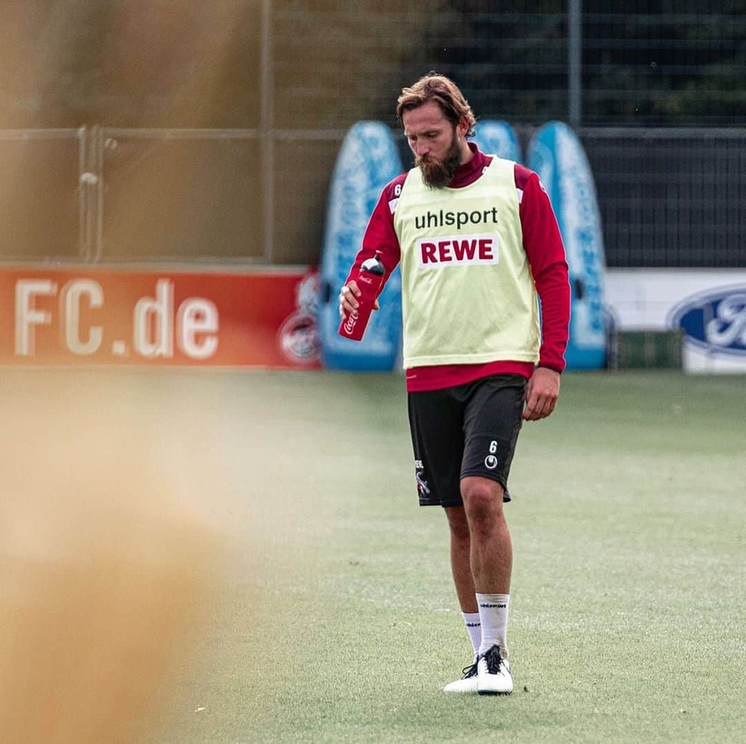 マルコ・ヘーガーのインスタグラム：「🔜 against Frankfurt  @bundesliga @fckoeln  #bundesliga #back #game #home #together #team #blessed #positivevibes #focus #effzeh #cologne #proud #fc #mh6 #liebedeinestadt」