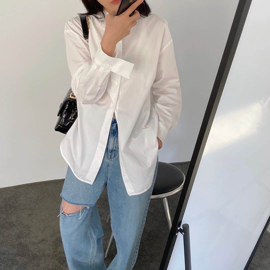 林映唯のインスタグラム：「是不是該重出江湖了🔥 #美這樣穿」