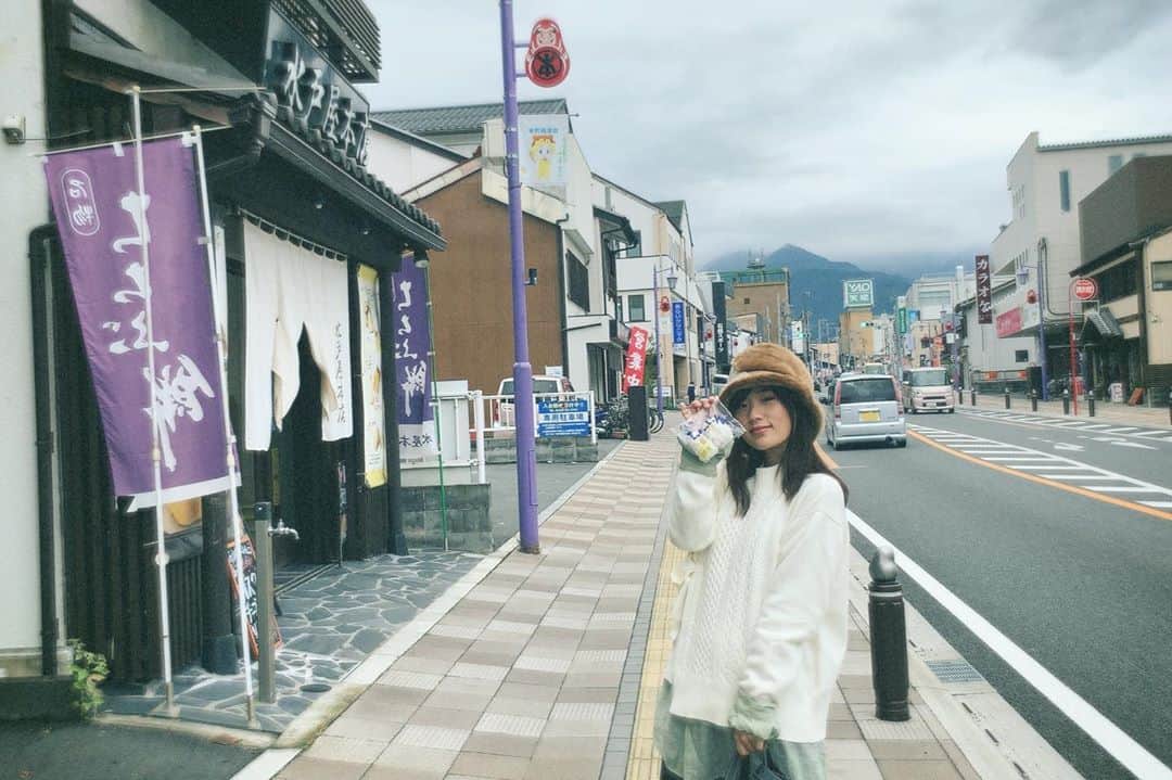 秋山ゆずきさんのインスタグラム写真 - (秋山ゆずきInstagram)「. . #秩父 へお出かけしてきました‪‪☺︎‬  雨降ったり止んだりでしたが 大自然に久しぶりに触れられて 幸せでした。  マイナスイオンに満ち溢れた〜！  意外と1万歩も歩いてました✨  #秩父グルメ  #秩父観光 #三峯神社」10月15日 19時36分 - yuzukiakiyama