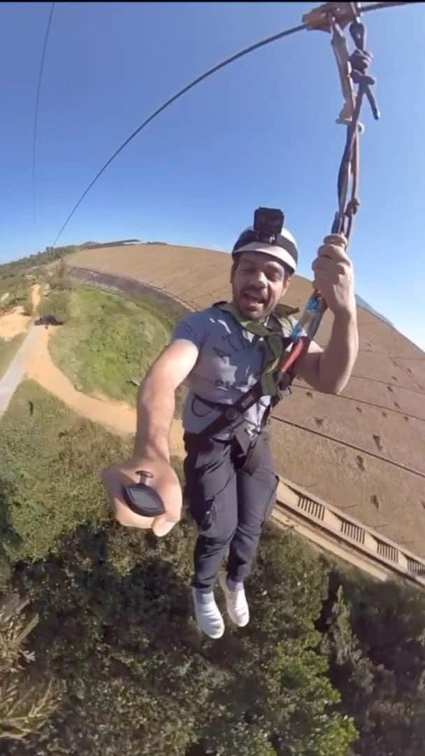 Gaurav Tanejaのインスタグラム：「Want to get back to full fledged travel.  #Flyingbeast #Travelvlogs」