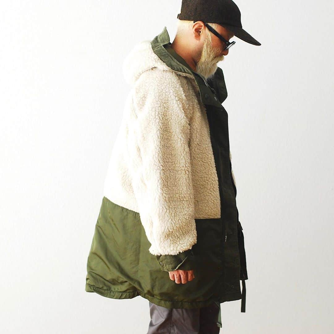 wonder_mountain_irieさんのインスタグラム写真 - (wonder_mountain_irieInstagram)「_ Engineered Garments / エンジニアードガーメンツ "field parka - flight satin" ¥108,900- _ 〈online store / @digital_mountain〉 https://www.digital-mountain.net/shopbrand/000000012544/ _ 【オンラインストア#DigitalMountain へのご注文】 *24時間受付 *15時までのご注文で即日発送 *1万円以上ご購入で、送料無料 tel：084-973-8204 _ We can send your order overseas. Accepted payment method is by PayPal or credit card only. (AMEX is not accepted)  Ordering procedure details can be found here. >>http://www.digital-mountain.net/html/page56.html  _ #NEPENTHES #EngineeredGarments #ネペンテス #エンジニアードガーメンツ _ 本店：#WonderMountain  blog>> http://wm.digital-mountain.info _ 〒720-0044  広島県福山市笠岡町4-18  JR 「#福山駅」より徒歩10分 #ワンダーマウンテン #japan #hiroshima #福山 #福山市 #尾道 #倉敷 #鞆の浦 近く _ 系列店：@hacbywondermountain _」10月15日 20時06分 - wonder_mountain_
