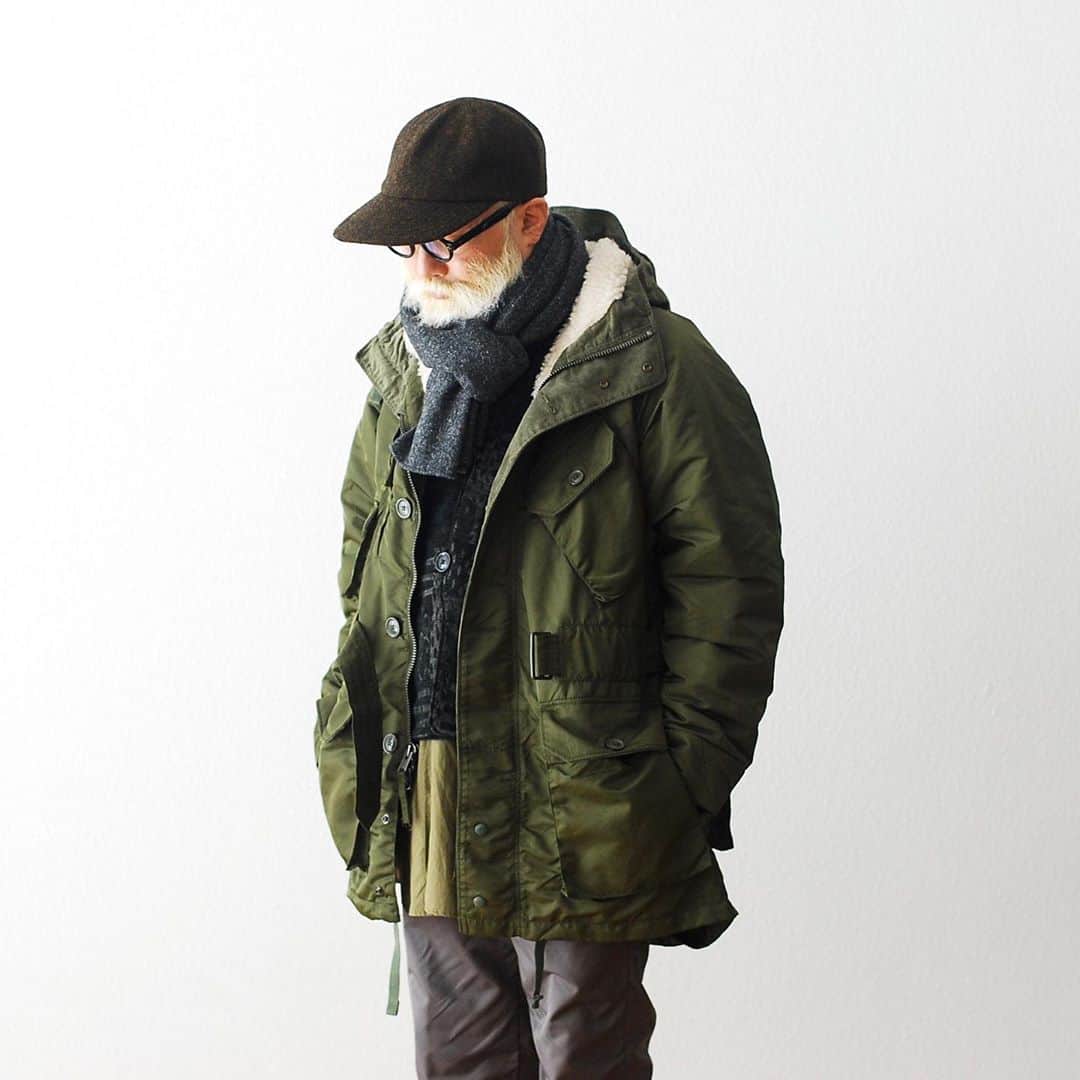 wonder_mountain_irieさんのインスタグラム写真 - (wonder_mountain_irieInstagram)「_ Engineered Garments / エンジニアードガーメンツ "field parka - flight satin" ¥108,900- _ 〈online store / @digital_mountain〉 https://www.digital-mountain.net/shopbrand/000000012544/ _ 【オンラインストア#DigitalMountain へのご注文】 *24時間受付 *15時までのご注文で即日発送 *1万円以上ご購入で、送料無料 tel：084-973-8204 _ We can send your order overseas. Accepted payment method is by PayPal or credit card only. (AMEX is not accepted)  Ordering procedure details can be found here. >>http://www.digital-mountain.net/html/page56.html  _ #NEPENTHES #EngineeredGarments #ネペンテス #エンジニアードガーメンツ _ 本店：#WonderMountain  blog>> http://wm.digital-mountain.info _ 〒720-0044  広島県福山市笠岡町4-18  JR 「#福山駅」より徒歩10分 #ワンダーマウンテン #japan #hiroshima #福山 #福山市 #尾道 #倉敷 #鞆の浦 近く _ 系列店：@hacbywondermountain _」10月15日 20時06分 - wonder_mountain_