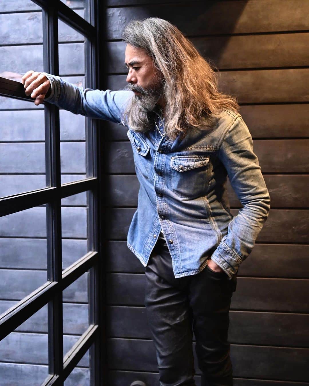 杉原勇武のインスタグラム：「THE LINE Denim shirt.」