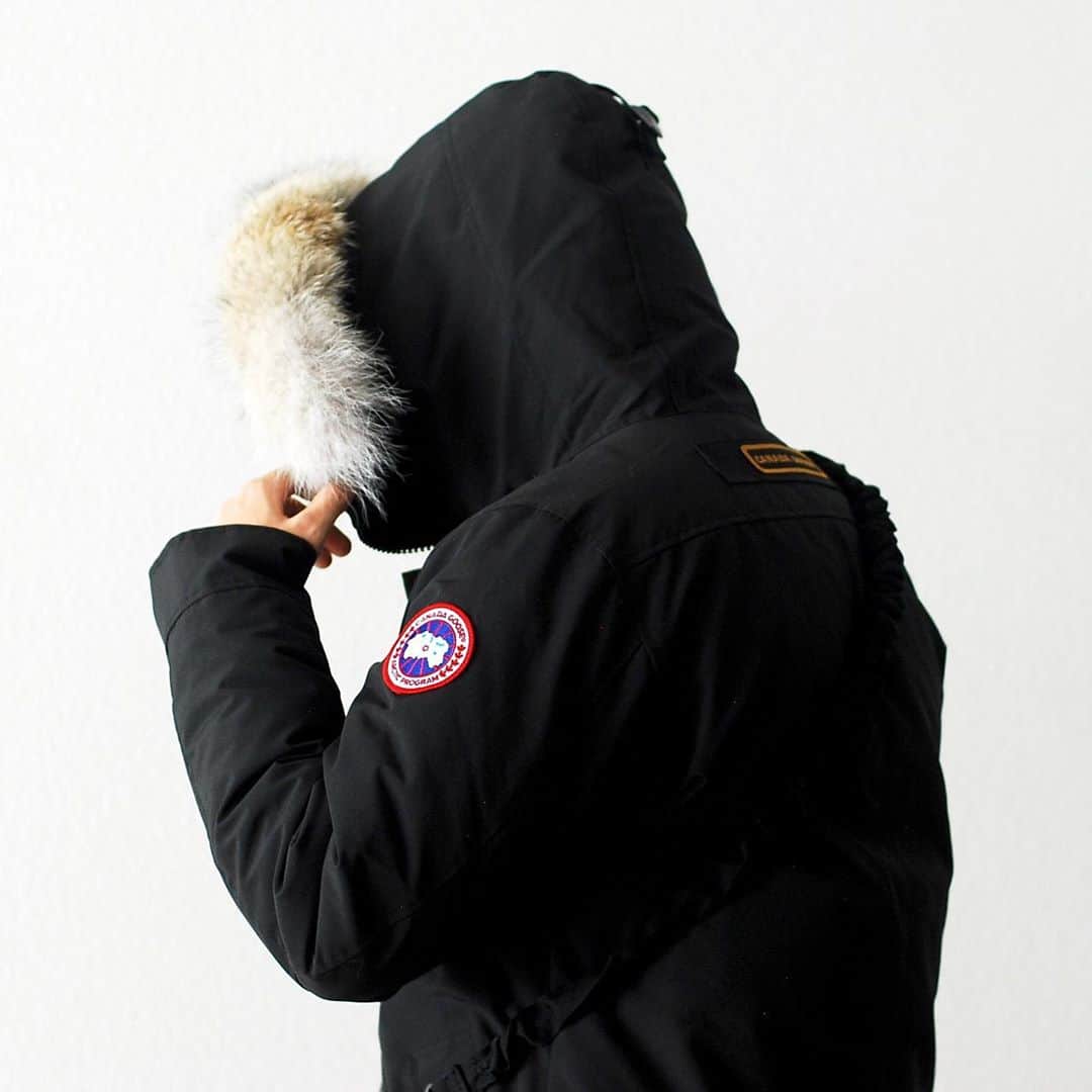 wonder_mountain_irieさんのインスタグラム写真 - (wonder_mountain_irieInstagram)「_ CANADA GOOSE / カナダグース “JASPER PARKA” ¥134,200- _ 〈online store / @digital_mountain〉 https://www.digital-mountain.net/shopdetail/000000006796/ _ 【オンラインストア#DigitalMountain へのご注文】 *24時間受付 *15時までのご注文で即日発送 * 1万円以上ご購入で送料無料 tel：084-973-8204 _ We can send your order overseas. Accepted payment method is by PayPal or credit card only. (AMEX is not accepted)  Ordering procedure details can be found here. >>http://www.digital-mountain.net/html/page56.html  _ 本店：#WonderMountain  blog>> http://wm.digital-mountain.info _ 〒720-0044  広島県福山市笠岡町4-18  JR 「#福山駅」より徒歩10分 #ワンダーマウンテン #japan #hiroshima #福山 #福山市 #尾道 #倉敷 #鞆の浦 近く _ 系列店：@hacbywondermountain _」10月15日 21時05分 - wonder_mountain_