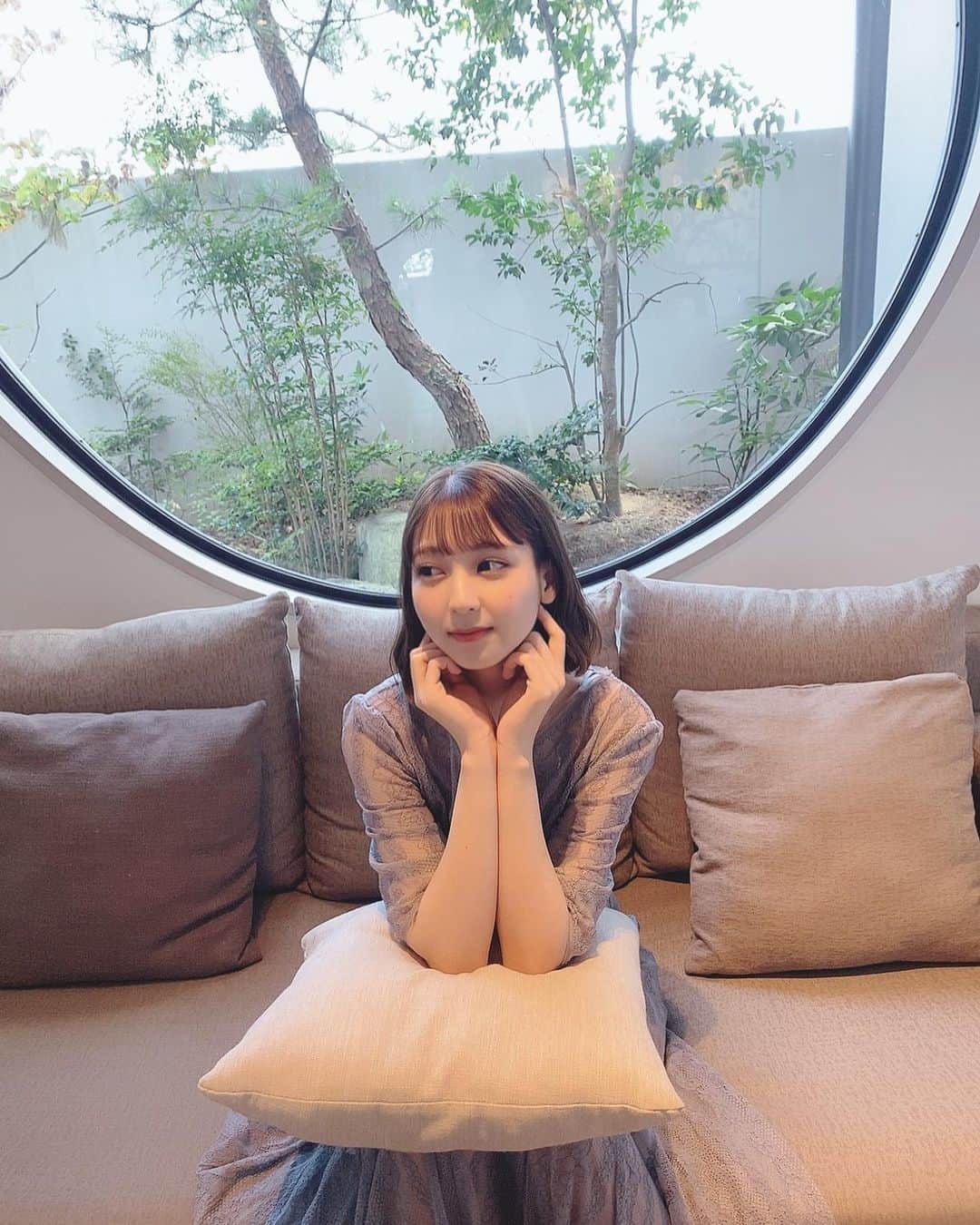 松岡菜摘のインスタグラム：「. . Instagramって難しい🥺 . 投稿すると、 増えた分と同じ量の人が フォローをはずす。。笑 . #Instagram #followｍe #❤︎」