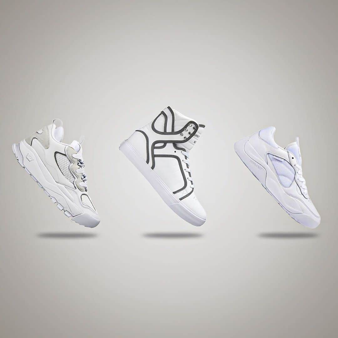 のインスタグラム：「. 【SUPRA WHITE KICKS】 . - MUSKA2000 / OFF WHITE -  . - SKYTOP / WHITE REFLECT WHITE -  . - PECOS / WHITE WHITE -  STORE & ONLINE . #suprafootweartokyo #sneaker  #muska2000 #skytop #pecos #white #harajuku #tokyo」