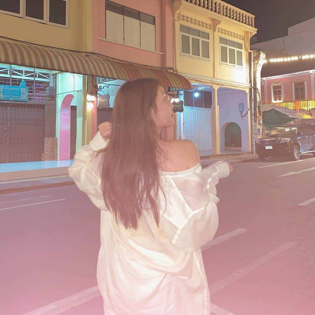 PIMTHAさんのインスタグラム写真 - (PIMTHAInstagram)「City lights 🛵🌃」10月15日 21時15分 - pimtha