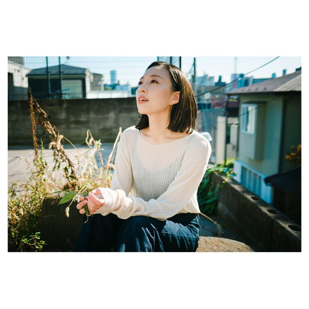 愛加あゆさんのインスタグラム写真 - (愛加あゆInstagram)「photo by  jun endo  #秋晴れ #愛加あゆ」10月15日 21時29分 - manaka_ayu