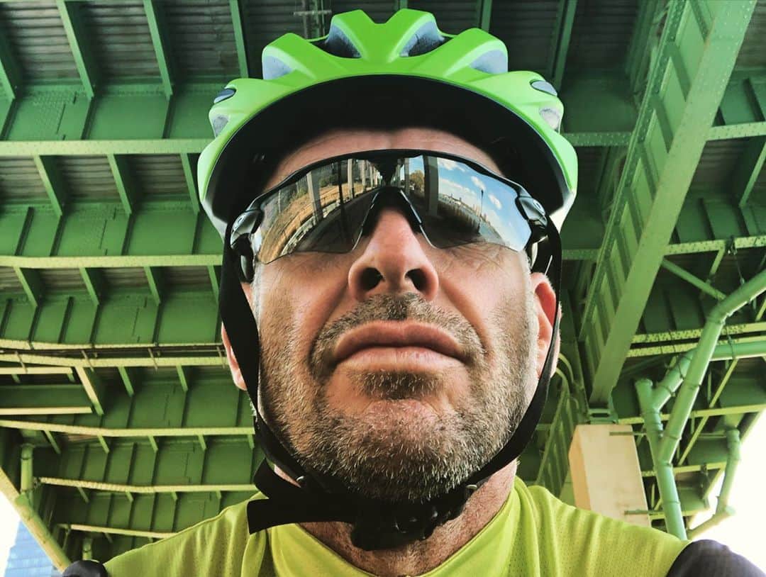 ポール・ブラックソーンさんのインスタグラム写真 - (ポール・ブラックソーンInstagram)「Riding my bike around New York.」10月15日 21時36分 - paulblackthorne