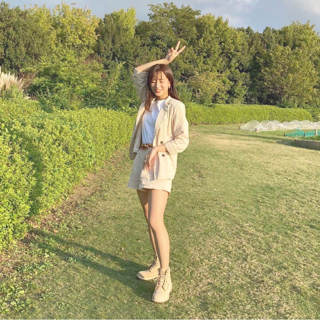 佐藤華純さんのインスタグラム写真 - (佐藤華純Instagram)「.  【 #ピクニック 】  高校のお友達とピクニック行ってきた〜🌿  懐かしい話とかしながら、自然の中でまったりとした時間を過ごしたよん。  楽しかった〜☺️✨  #ミスキャンパス立命館2020 #MCR2020  #立命館 #立命館大学 #京都 #女子大生  #ミスキャン #ミスコン #ファイナリスト  #オシャピク #梅小路公園 #かすみんポーズ」10月15日 21時36分 - mcr2020_02sk