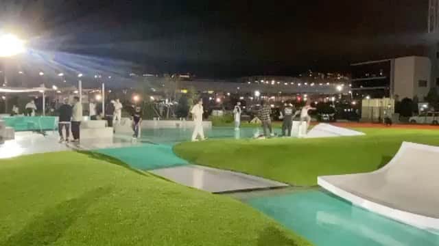 のインスタグラム：「TOKYO SPORTS PLAYGROUND SPORT×ART  パークオープンおめでとうございます🎊🎊🎊 イベントに呼んでいただき、ありがとうございました🙇🏻‍♀️🙇🏻‍♀️ 良い経験ができました🙏 とても楽しかったです。 @nikesb  @nikesbdojo  @chaos_fishing_club   @murasakisports_official  @elementjapan  @diamondsupplyco  @ninja_bearing  @bern_japan  #ちなつ均整院  #ムラサキスポーツイオンモール高岡店 #gilrsskater  #skateboard  #skatebording  #skater  #skatelife  #skate  #sk8」