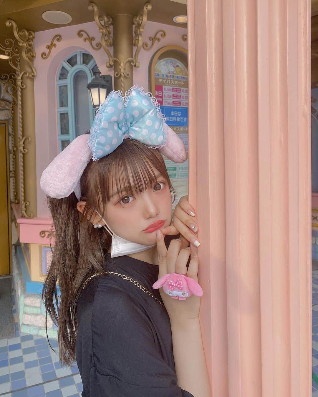 古澤里紗さんのインスタグラム写真 - (古澤里紗Instagram)「りさメロのあげわすれ🐰💗 . . .  東京中央美容外科渋谷院 @tcbshibuya に小顔美肌再生の1ヶ月目の経過観察にいってきたよう🐩✨ . 前同じく富田先生に @tcbtomita 施術していただきましたっ！！ . . . #リフトアップならTCB東京中央美容外科 #美容整形ならTCB東京中央美容外科 #東京中央美容外科 #美容外科 #渋谷 #東京中央美容外科渋谷院 #富田莉沙子  #TCB式小顔美肌再生 #小顔美肌再生 #リフトアップ #小顔先生 #小顔制作部 #kogao #PR  #ピューロランド」10月15日 22時05分 - fuuuuu_ri