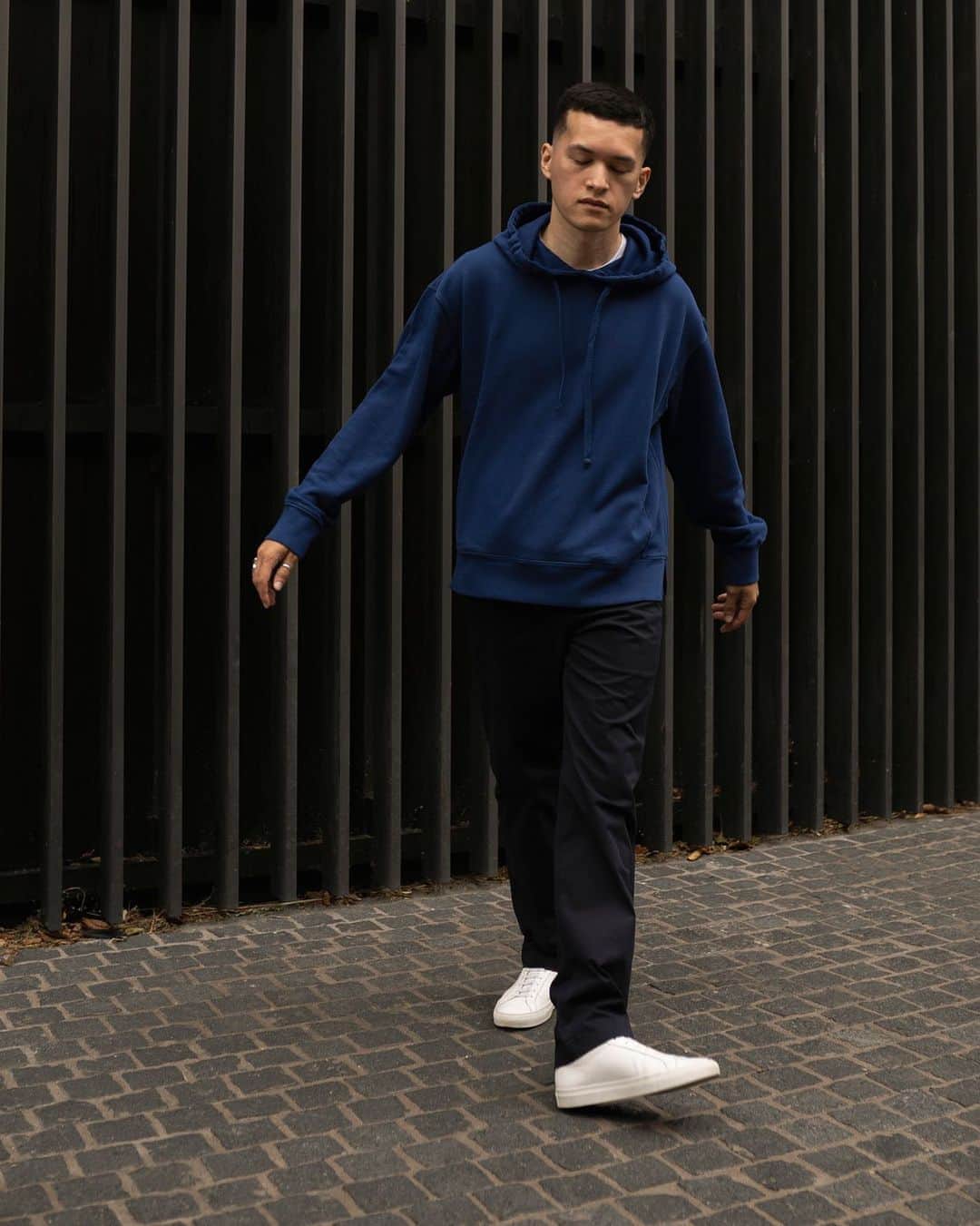 Club Monacoのインスタグラム：「@jordanbunker gives his take on key wardrobe pieces. ⠀⠀⠀⠀⠀⠀⠀⠀⠀ "I would consider my essentials to be a good quality sweatshirt, a navy pair of straight-cut trousers, and some white trainers. With these three items in your wardrobe, you have a very good base to work from." #35YearsOfClub」