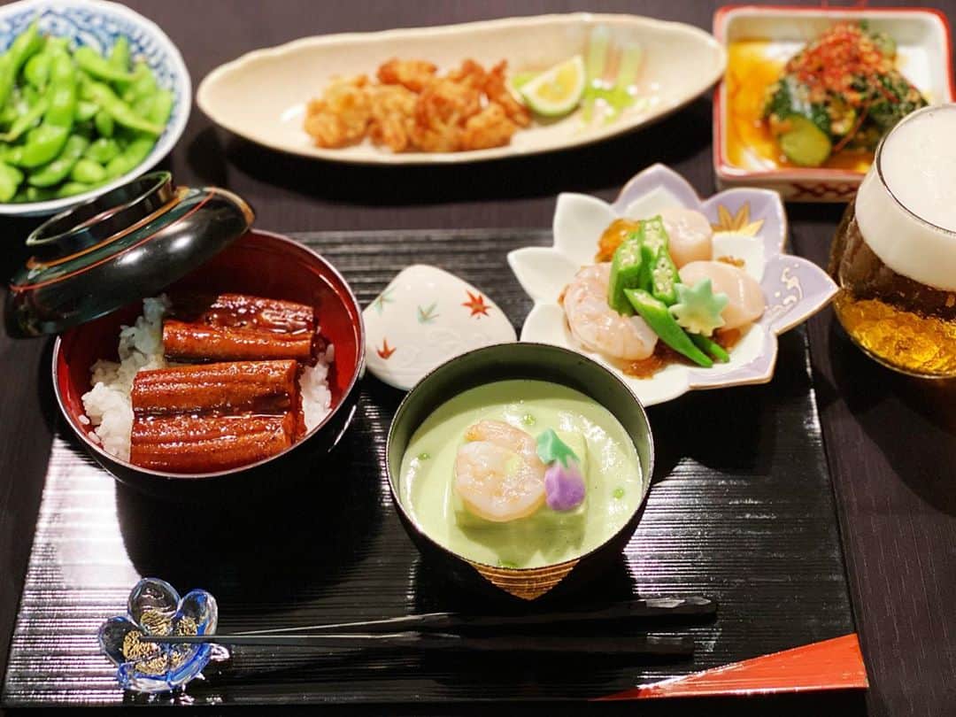 谷中麻里衣のインスタグラム：「Cooking up new recipes 💕  少し前の色々🥰 ふるさと納税の鰻と✨  ポン酢ジュレのレシピを改良するために何度も作ったから、別の盛り付けにも挑戦してみました🌸 初めて作ったときは冷やす時間が足りなくて固まらなかったの😂  #料理#和食#鰻#ふるさと納税#麻里衣ごはん」