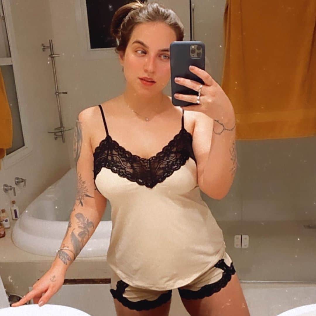 Bruna Unzuetaのインスタグラム：「Pijamin 💤」