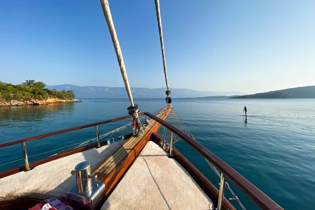 National Geographic Travelさんのインスタグラム写真 - (National Geographic TravelInstagram)「Photo by @jodymacdonaldphoto / There is no better way to explore the Aegean Sea than to travel to Turkey's southwestern coast and board a traditional wooden sailing vessel called a gulet. Historically they were used for sponge fishing and carrying wine and cargo between islands, but in modern times they have been converted into spacious cruising vessels that are perfect for exploring the clear turquoise waters and untouched beaches of the beautiful Aegean coastline.  Follow me @jodymacdonaldphoto to see more images from my travels around the world. #travel #turkey」10月15日 23時37分 - natgeotravel
