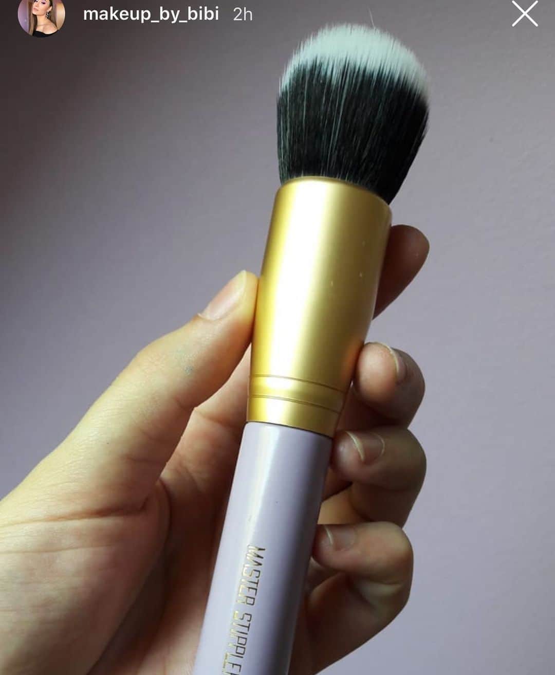 Makeup Addiction Cosmeticsさんのインスタグラム写真 - (Makeup Addiction CosmeticsInstagram)「Master stippler for applying foundation! It blends like a dream. Have you tried it yet? Shot by @makeup_by_bibi! 🌏 Shipping brushes worldwide! #makeupaddictioncosmetics #makeupaddictionbrushes #qualitybrushes #veganbrushes #stipplingbrush #makeupbrushes #brushes」10月15日 23時48分 - makeupaddictioncosmetics