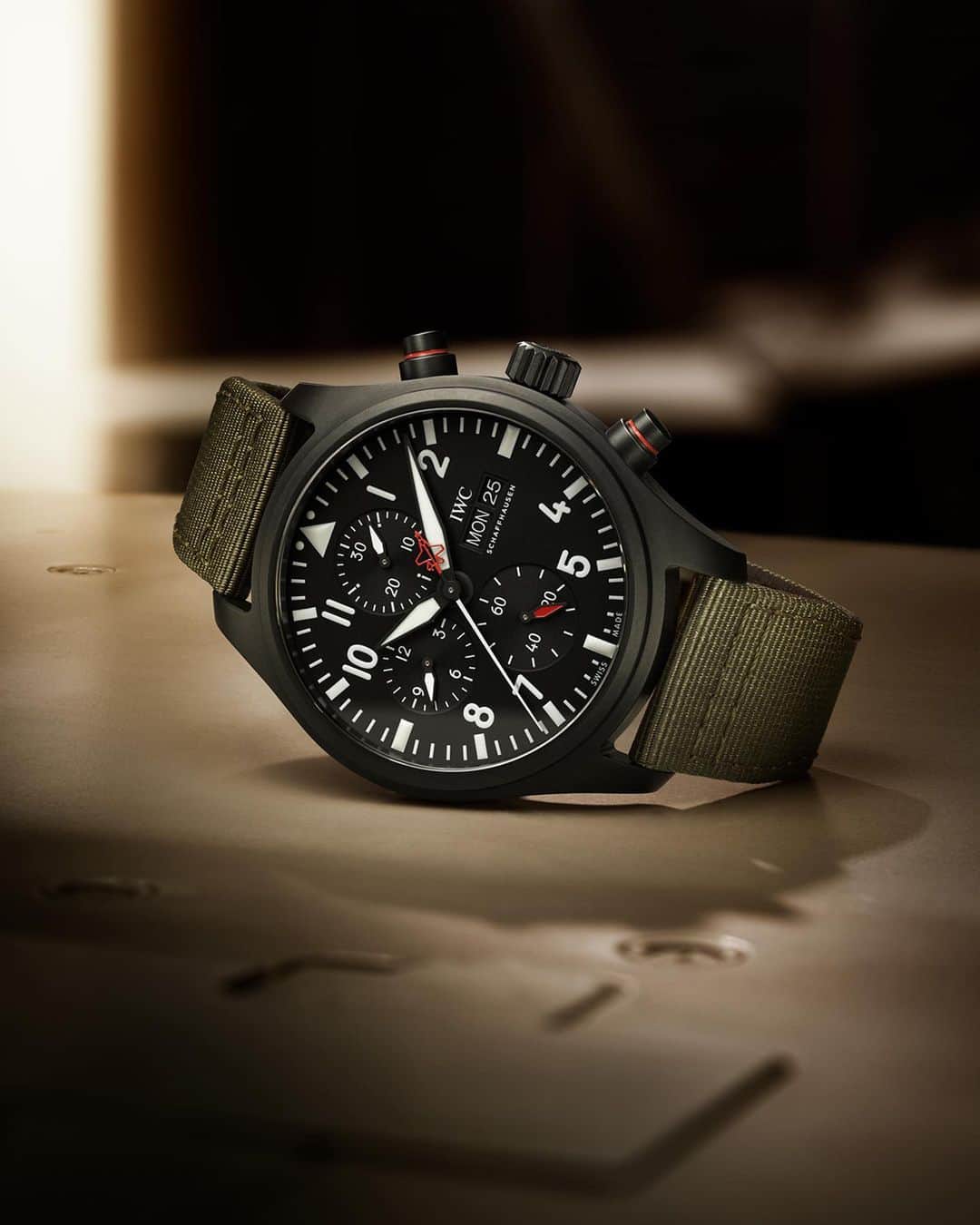 IWCさんのインスタグラム写真 - (IWCInstagram)「Introducing the #IWCPilot’s watch Chronograph Top Gun Edition SFTI (Ref. IW389104) in black Ceramic and Ceratanium®.  The new model takes inspiration from the “Strike Fighter Tactics Instructor” watch, which was created in 2018 in honor of the US Naval Aviation Community and is available only for TOPGUN graduates. Thanks to the combination of a black ceramic case with a Ceratanium® case back and pushers, the sporty chronograph boasts a tactical, matte black design code.」10月16日 0時08分 - iwcwatches