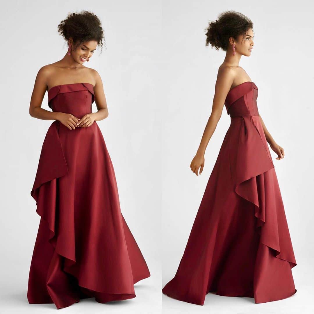 のインスタグラム：「The Blair Gown. Isn’t she gorgeous, isn’t she grande, isn’t she graceful...#sachinandbabi, #gowns, #celebration」