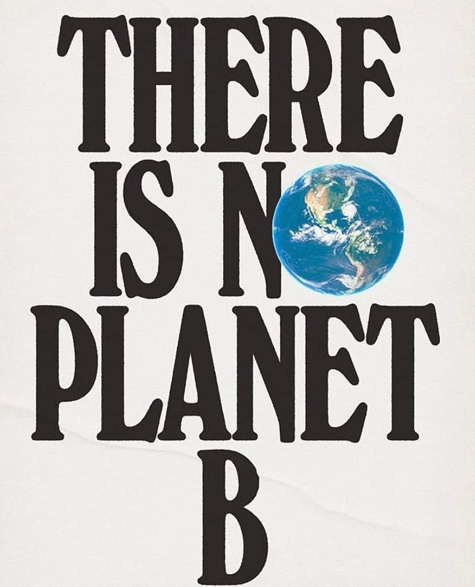 ケイティ・キャシディさんのインスタグラム写真 - (ケイティ・キャシディInstagram)「CLIMATE CHANGE IS REAL. Are you voting to make a change this November? Join me and let’s make the world a better place. #VOTE」10月16日 2時03分 - katiecassidy