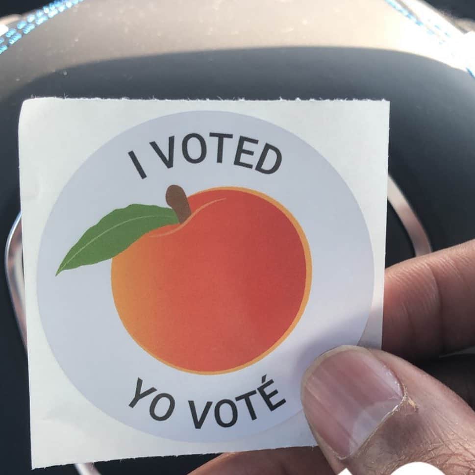 ルイス・ウィリアムスのインスタグラム：「Did my small part. I encourage you all do the same」