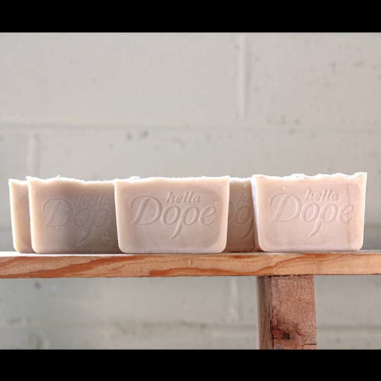 Shing02のインスタグラム：「@helladope.soap  people asking me "hey why are you promoting soap?" well, I make them! me and kb pour, mix, cut, stamp, and ship these natural ingredient soaps 🧼 so you can stay fresh in 2020 and beyond. It's super fun and delving into any creation evolves into so many other outlets and knowledge about materials. Hella people make soap but we're tryna be original! Give us a follow today and don't miss your chance to win! 🤙🏼💯」