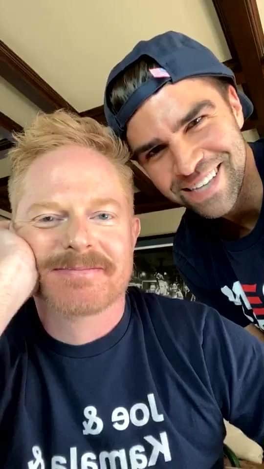 ジェシー・タイラー・ファーガソンのインスタグラム：「Make sure you have a plan to vote! www.iWillVote.com」