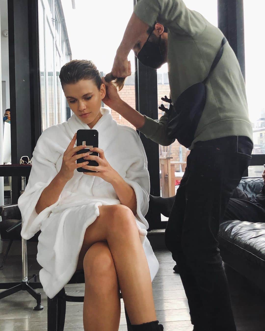 Victoria Leeのインスタグラム：「🚧 work in progress #bts」
