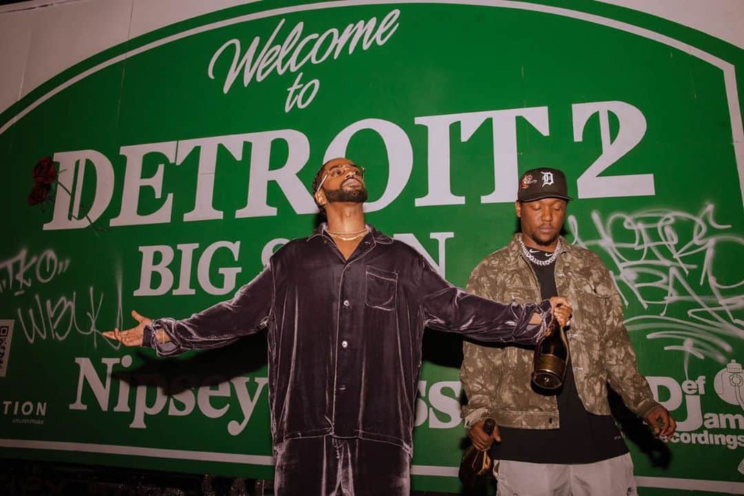 ビッグ・ショーンのインスタグラム：「DEEP REVERENCE 🙏🏾  RIP @nipseyhussle  Me n the exec producer of the year @hitboy! Go take pics at the @rotation D2 Murals in a city near you. 1am last night! #detroit2 🤟🏾🌍🌹✊🏾💙🍾  📸 @ravieb  7753 Melrose Ave Los Angeles, CA  90046」