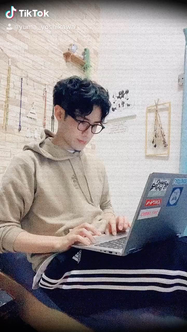のインスタグラム：「TikTokはじめました。 フォロー宜しくお願い致します🙏 #nothingcouldstopme  #imallthewayup  #tiktok」