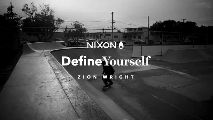 ニクソンのインスタグラム：「Zion Wright is a man of many talents. A true athlete - skilled, confident and fearless. Zion may be a skateboarder but there’s far more to him than that. He’s a surfer, creator, and source of endless laughter. Zion is defiant; taking the world by storm, accomplishing his dreams and not looking back. Zion defines the person that he wants to be, because he knows if he doesn’t, the world will. #TakeOnTheWorld #DefineYourSelf #Nixon #ZionWright @zionwright  🎥 @rileyblakeway」