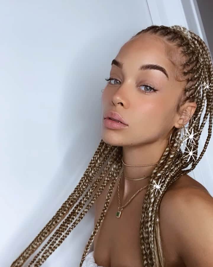 のインスタグラム：「Had to switch it up ✨」