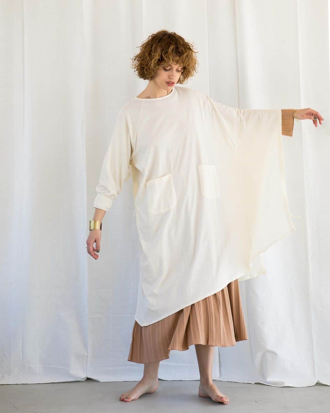 Shikica Tokyo & KiiRAのインスタグラム：「BACK LACE UP RIB OP COTTON ASYNMMETRY PONCHO OP . . #kiira #21aw #collection」