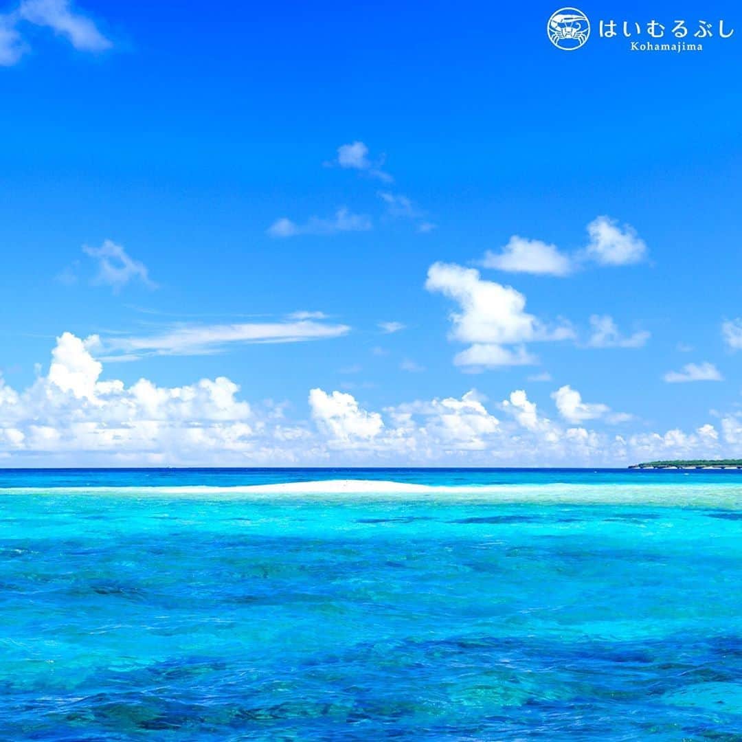 HAIMURUBUSHI はいむるぶしさんのインスタグラム写真 - (HAIMURUBUSHI はいむるぶしInstagram)「小浜島・はいむるぶしから癒しの風景をお届けします。 小浜島の南東の青いサンゴ礁の海に浮かぶ真っ白な島… サンゴの欠片が自然に堆積してできた小バラス島。 美しい絶景が広がっています。 #沖縄 #八重山諸島 #バラス島 #小バラス島 #サンゴ #海 #小浜島 #リゾート #ホテル #はいむるぶし」10月16日 9時08分 - haimurubushi_resorts