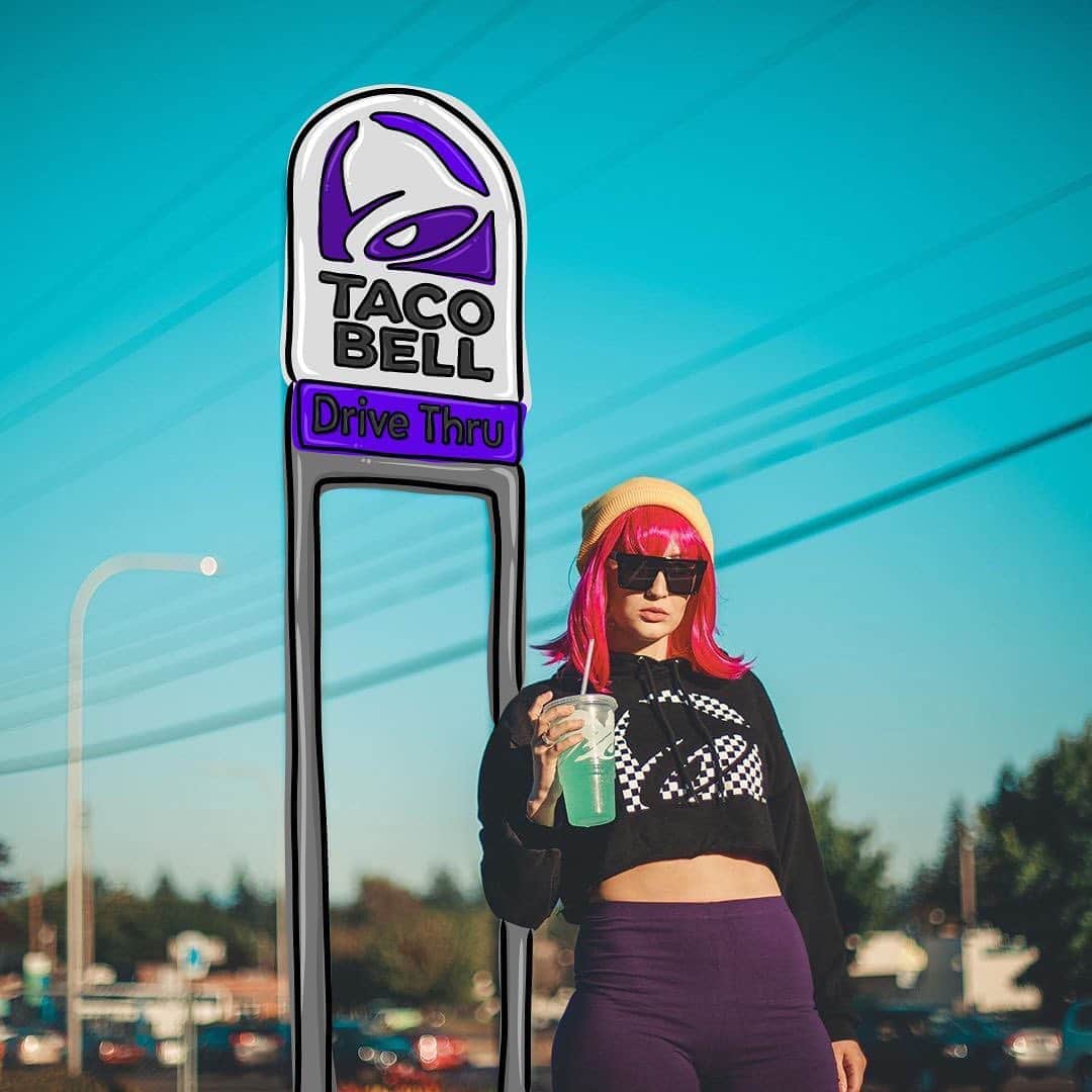Taco Bellのインスタグラム：「This girl’s got taste, and we don’t just mean the drink.」