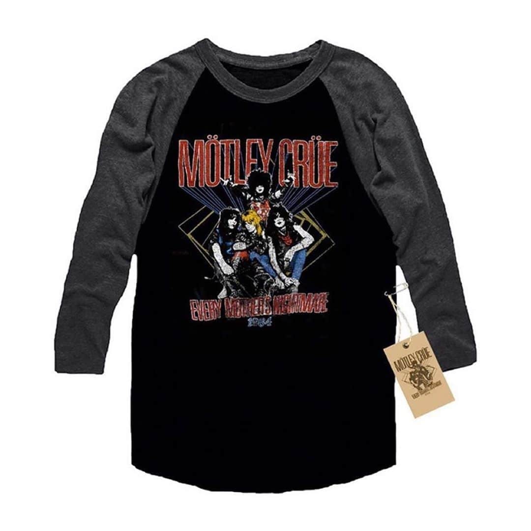 ニッキー・シックスさんのインスタグラム写真 - (ニッキー・シックスInstagram)「Repost from @motleycrue • Every Mother's Nightmare…Mötley Crüe ’84 Tour Classic Tee - LIMITED QTY’s  Link In Motley Bio 🙌🔥🤘  #mötleycrüe」10月16日 9時25分 - nikkisixxpixx