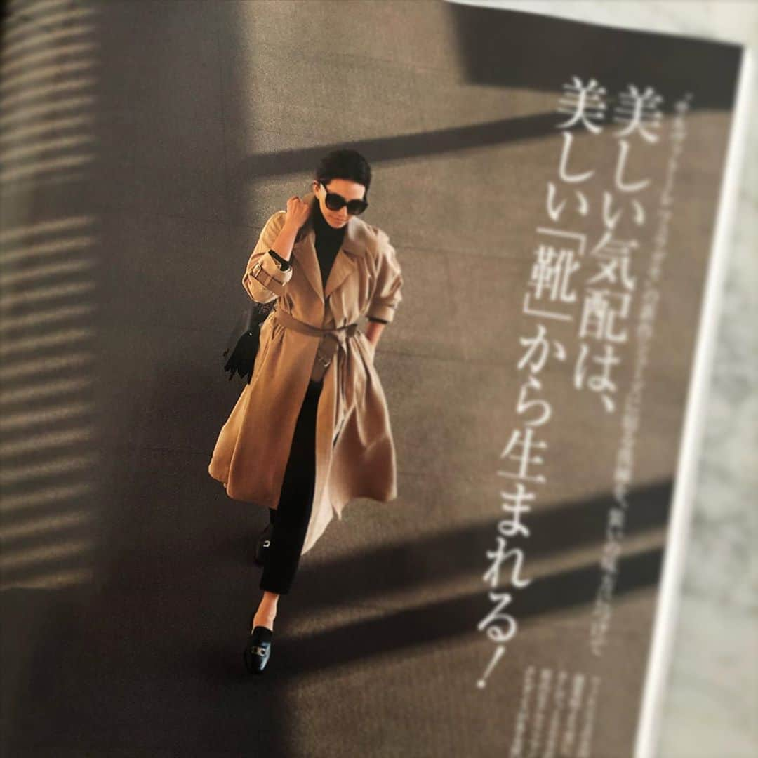 高橋リタさんのインスタグラム写真 - (高橋リタInstagram)「Precious11月号 ＊Myベーシックカラー PART2 ＊ヘルノ ＊フェラガモ ＊ピアジェ連載 ＊ADORE ＊最新ウォッチBOOK スタイリング担当しました。お時間あるときにご覧頂けたら嬉しいです♪  @precious.jp」10月16日 10時20分 - jojopon