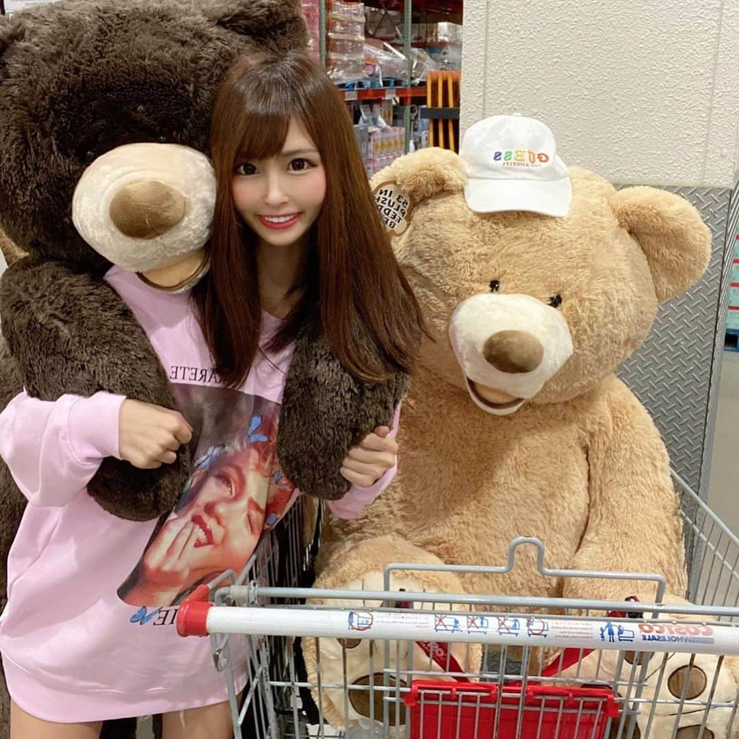 ひなぴーまるさんのインスタグラム写真 - (ひなぴーまるInstagram)「こないだCostco初行ってクマでテンションあがりますた🧸 買った物はママに頼まれ買ったトイレットペーパーと舞茸としめじでしたww🍄🧻」10月16日 11時27分 - hinyan33