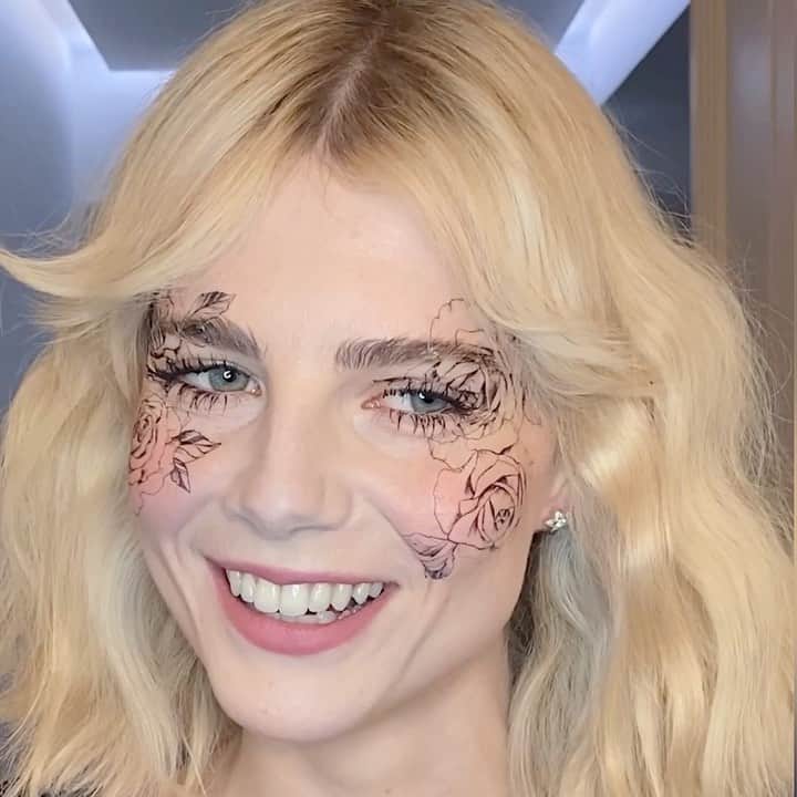 JO BAKERのインスタグラム：「L U C Y • B O Y N T O N 🇬🇧 FLeurred lines... 🥀 on #lucyboynton  to celebrate the “Through Her Lens”  Film maker program (of which Lucy was on the jury). TriBeCa Film Festival and CHANEL partner to champion women’s voices- inspiring female artists by providing grants, support and mentorship  to emerging US-based self-identifying women and non-binary writers and directors.  Congratulations to all ..what a beautiful way for us to nurture the next generation of female film makers I hope you guys enjoy our post zoom-event fun makeup look!! 🥀  #throughherlens #chanelincinema Style @leithclark @chanelofficial  Hair Colour @mwselley  Hair @halleybrisker  Makeup by me #jobakermakeupartist lip colour @lisaeldridgemakeup “velvetmuse” & “velvetbeauty” mixed together !! 💋」