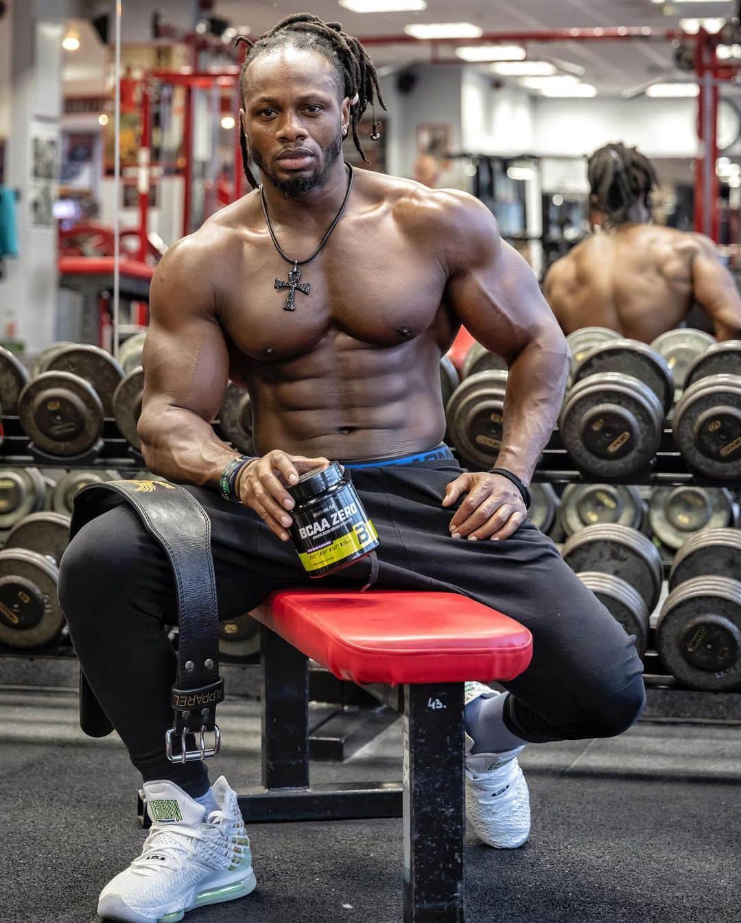 Ulissesworldさんのインスタグラム写真 - (UlissesworldInstagram)「Focused & ready for the weekend 💪 Let’s Train 🏋️‍♀️ Workouts fuelled by @biotechusa Supplements 👌」10月16日 21時13分 - ulissesworld
