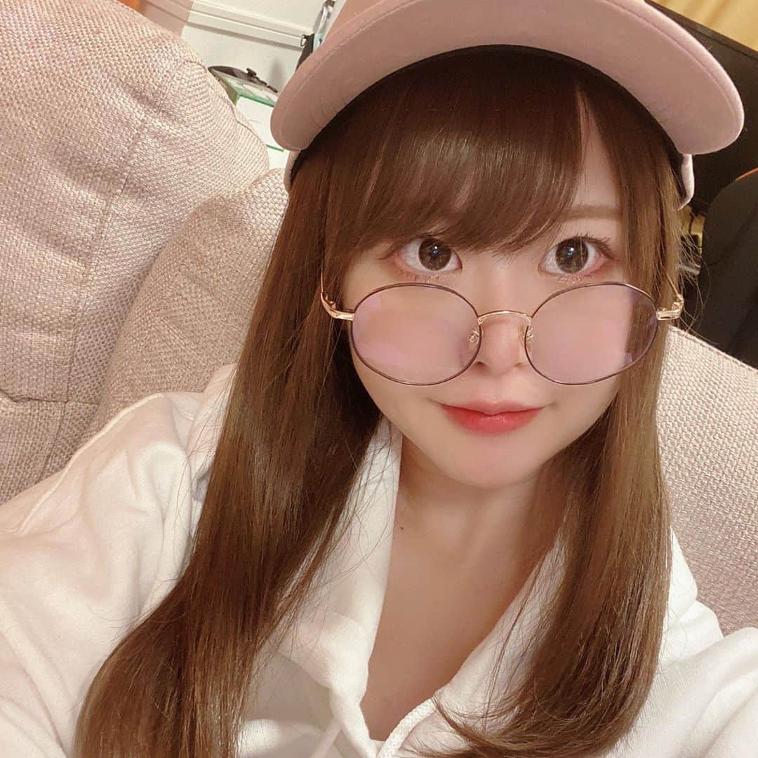 整形アイドル轟ちゃんさんのインスタグラム写真 - (整形アイドル轟ちゃんInstagram)「めがね×キャップ×パーカーめずらしい」10月16日 21時19分 - todoroki.sk