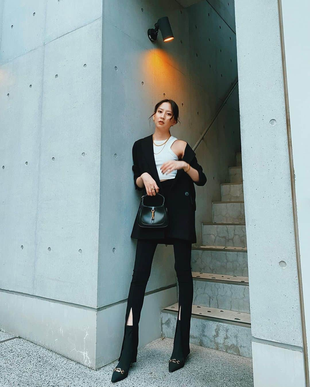 河北麻友子さんのインスタグラム写真 - (河北麻友子Instagram)「FASHION TOP: JLUXLABEL  BOOTS&BAG: Gucci  #FASHION #OOTD #麻友コーデ」10月16日 21時31分 - mayukokawakitaofficial